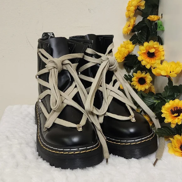 Pentagram Lace-Up Platform Boots - Gothic/Punk - Picture 2 of 10